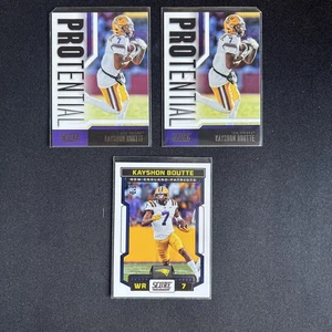Lote de 3 tarjetas coleccionables de fútbol americano de la NFL Kayshon Boutte RC Rookie Patriots - Imagen 1 de 5