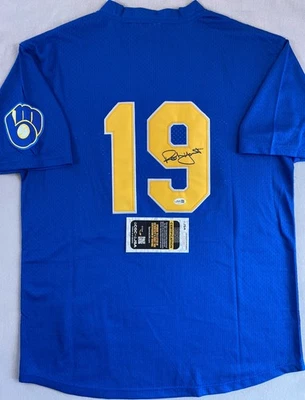 MILWAUKEE BREWERS- ROBIN YOUNT AUTOGRAPH #19 MITCHELL & NESS JERSEY JSA CI33417 - Image 1 of 4