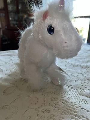 Webkinz White Unicorn HM069 Sealed Code Attached  Retired Ganz Toy Plush - Image 1 of 4