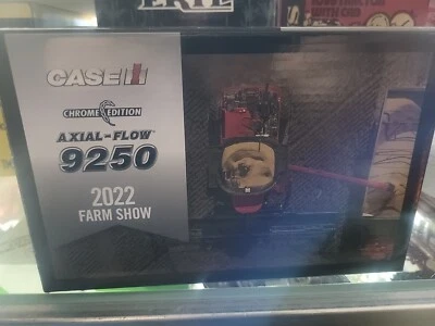 1/64 Case IH 9250 Combine 2022 Farm Show Toy Die-Cast Ertl Tracks - Image 1 of 4