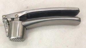 Garlic Press Crusher ~ Stainless Steel ~ Manual Kitchen Tool ~ Free Shipping - Picture 1 of 12