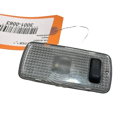 03-12 INFINITI FX35 FX50 QX70 PUERTA LEVADIZA LUZ PUERTA TRASERA CORTESÍA LÁMPARA SUPERIOR OEM Foto 1 de 4