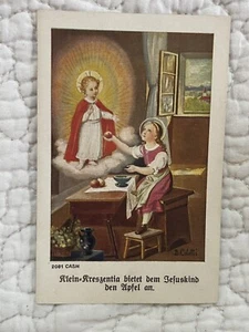Antique Prayer Card 1929 “Little Kreszentia Offers The Apple To The Baby Jesus” - Picture 1 of 2