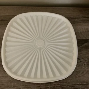Tupperware 859  Square Servalier Replacement Lid Fits 858 2510 Bowl - Picture 1 of 2