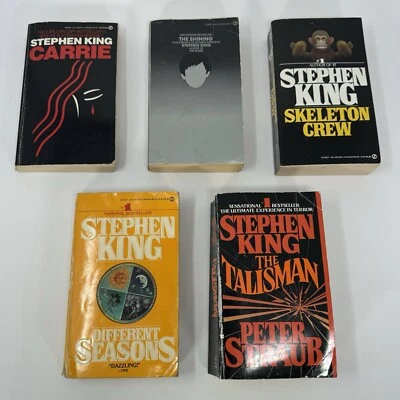 Stephen King Paperback Book Lot of 5: Carrie, Shinning, Skeleton Crew & more - Image 1 of 4