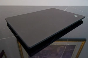 Lenovo ThinkPad T490 14" (256GB SSD, Intel Core i5-8265U, 1.60 GHz, 8GB RAM) - Picture 1 of 4