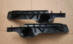 05-10 MK5 VW Jetta R32 GTI Bumper Bracket Front Pair Left Right OEM - Picture 1 of 5