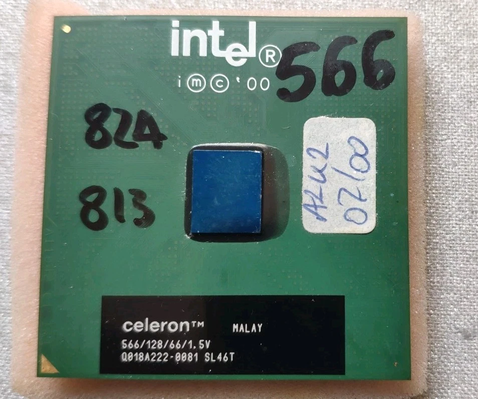 INTEL CELERON 566 MHZ PC CPU PGA370 SL46T 128Kb CACHE Vintage (566/128/66/1.5V)  - Immagine 1 di 1