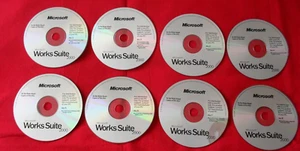 Vintage Microsoft Works Suite 2000 8 Discs, Great Condition in 4 Jewel Cases - Afbeelding 1 van 1