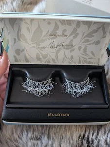 1T# Shu Uemura Premium Nature Collection Lashes In Snow Twist - Picture 1 of 3