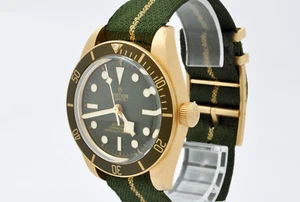 Tudor Black Bay 79018V 18K - Imagen 1 de 4