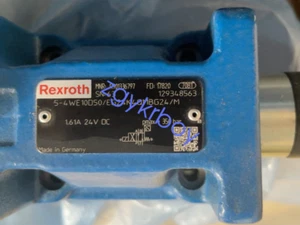 1PC Brand New Rexroth R901336797 5-4WE10D5X/EG24K4QMBG24/M Valve - Afbeelding 1 van 4