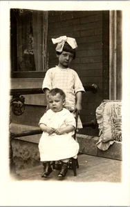 Vintage Real Photo Postcard - 2 Cute Children - Boy & Girl 915 - Picture 1 of 2