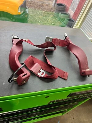 1994-1996 ford f-150 f-250 40/20/40 red front seatbelt buckle tongues OEM 95 Foto 1 de 4