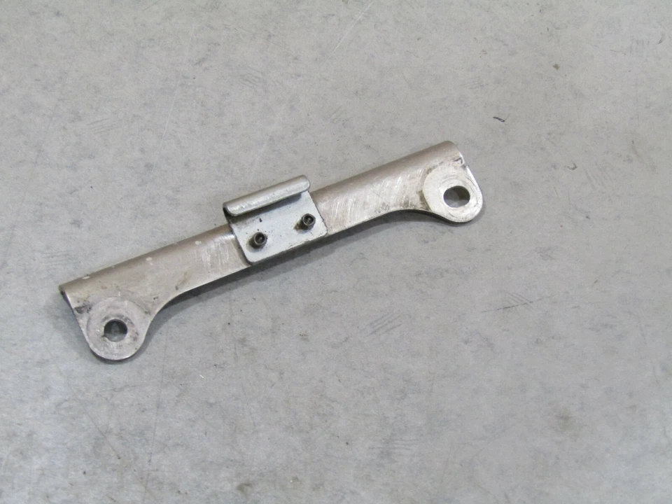 Yamaha YZ250F 2011 2010-2013 SUBMARCO SOPORTE 17D-21131-00-00 Foto 1 de 1