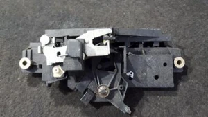 Audi A6 2000 Rear Tailgate Boot Opening Switch and Handle 8d982756 #229850-92 - Picture 1 of 1