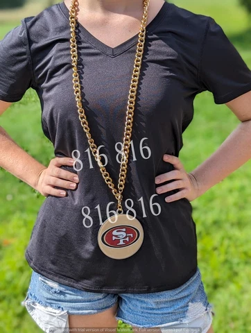 San Francisco 49ers Team Emblem Fan Chain, Giant Necklace Licensed NFL Cover