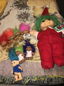 Vintage Lot of 8 Trolls Troll Kids DAM Ace Novelty Tummy Gems I Korea 7 China - Picture 1 of 12