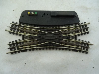 Trix Express H0 Gleismaterial 1 Kreuzungsweiche 4368 Funktion ok gut - Bild 1 von 2