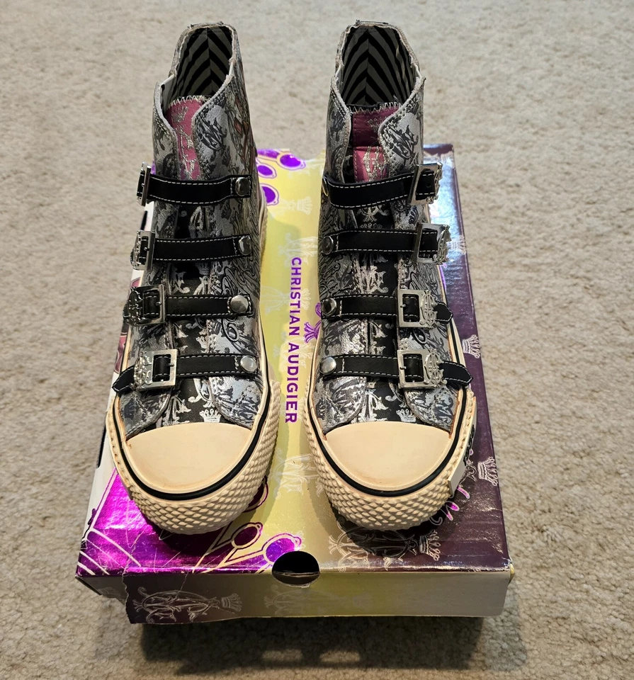 ZAPATILLAS ALTAS CHRISTIAN AUDIGIER 1958 MODA PLATEADAS CON TIRANTES PARA MUJER 6  Foto 1 de 4