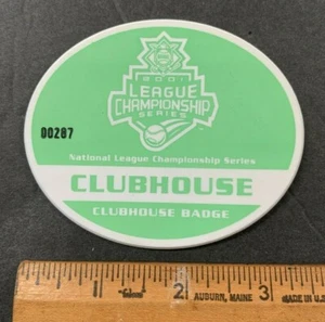 2001 LEAGUE CHAMPIONSHIP SERIES BASEBALL CLUBHOUSE BADGE / PIN / BUTTON 71621 - Bild 1 von 2