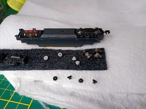 Spur N  4 Stück  Roco V 200  und V 232 Achsantriebsritzel - Bild 1 von 6