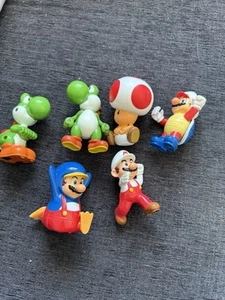 Super Mario Figures Includes Yoshi, Mario And Others - Great Condition - Picture 1 of 3