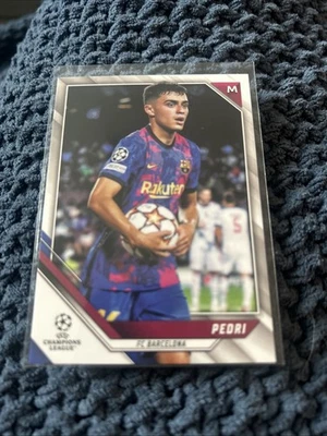2021-22 Topps UCL Collection Pedri #155 SP HOLDING BALL VARIATION - Image 1 of 2