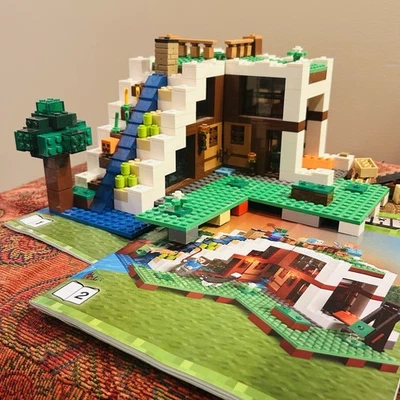 Minecraft Lego Set 21134 The Waterfall Base W/Manuals **Missing Figures/Pieces** - Image 1 of 4