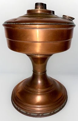 Lámpara de mesa de aceite de queroseno Aladdin bronce modelo 1200B hecha 1928 - 1935 Foto 1 de 4