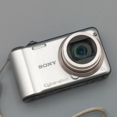 Sony Cybershot DSC-H55 14.1MP Digital Compact Camera 10x Zoom, Charger, SD, Case - Photo 1/4
