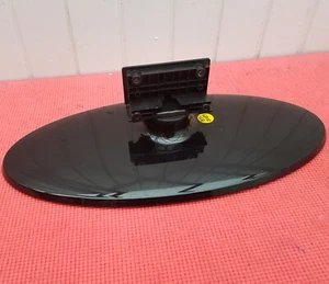 STAND FOR TECHNIKA X32/58G X32/56G X32/68G LCD32-56D C32109F L26DVDB11 BLCD32H8 - Picture 1 of 4