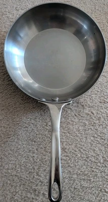 Sartén MARTHA STEWART DAILY 9" de colección de alta resistencia Foto 1 de 4