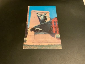 New Bedford, Mass. ~ Walmann Statue - unbespielt alte Postkarte - Bild 1 von 2