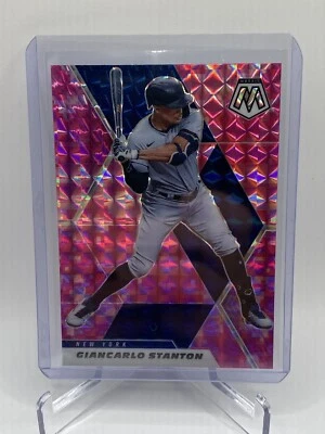Giancarlo Stanton 2021 Mosaic Pink Camo Prizm New York Yankees #118 - Image 1 of 2