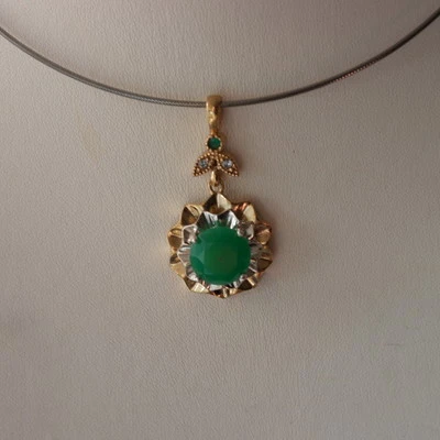  925 Silver Necklace With Emerald And Topaz 5.5 Gr. 4.4 x 2.5 Wide + Collar - Image 1 of 4