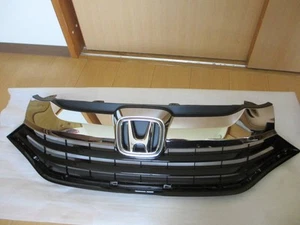 Honda Genuine Fit Shuttle GP GK Front Grill Radiator Grill JDM Used - Picture 1 of 10