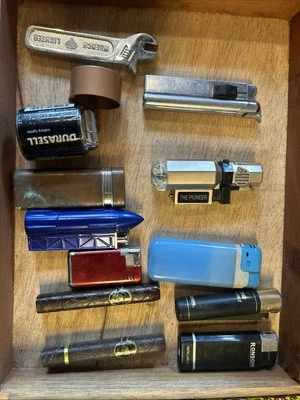 Novelty lighter collection assortment of 12 lighters all refillable Some Torch - Image 1 of 4