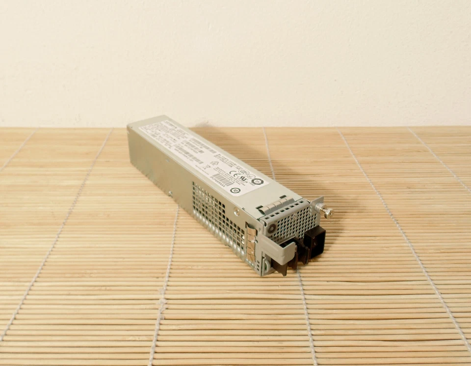 Cisco ASR-920-PWR-D ASR 920 DC Power Supply 341-0518-01 - Bild 1 von 1