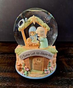 Vintage Precious Moments Musical Waterball O Come Let Us Adore Him Nativity