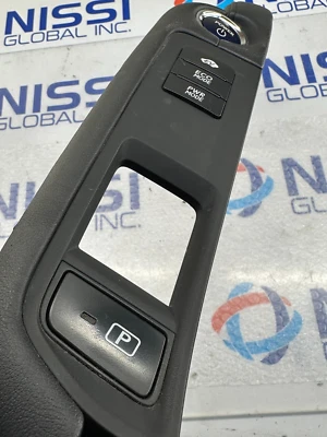 Bisel del panel del tablero de instrumentos Lexus HS250H 2010-2012 con interruptor OEM 55436-75020 Foto 1 de 3