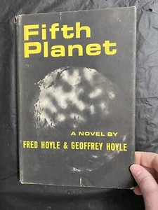Fifth Planet - by Fred Hoyle & Geoffrey Hoyle - Vintage Hardcover BCE 1963 - Foto 1 di 9