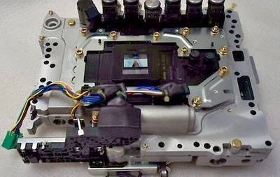 RE5R05A NISSAN ARMADA 2004 Y SUPERIOR CUERPO DE VÁLVULA REMAN & DYNO CON TCM totalmente programado  Foto 1 de 4