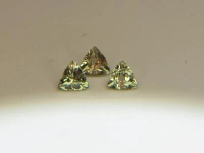 1.26CTW 3PC SUITE VS STUNNING UNTREATED NATURAL TURKISH COLOR CHANGE DIASPORE - Image 1 of 4