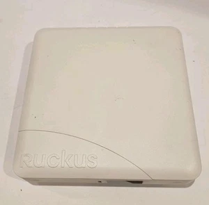Ruckus ZoneFlex R600 Wireless Access Point 901-R600-US00 - Has Glue On Back - Picture 1 of 6