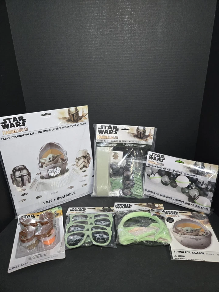 Star Wars Party Decorations+ Mandalorian Balloons, Glasses, Party Favors NEW - Image 1 of 4