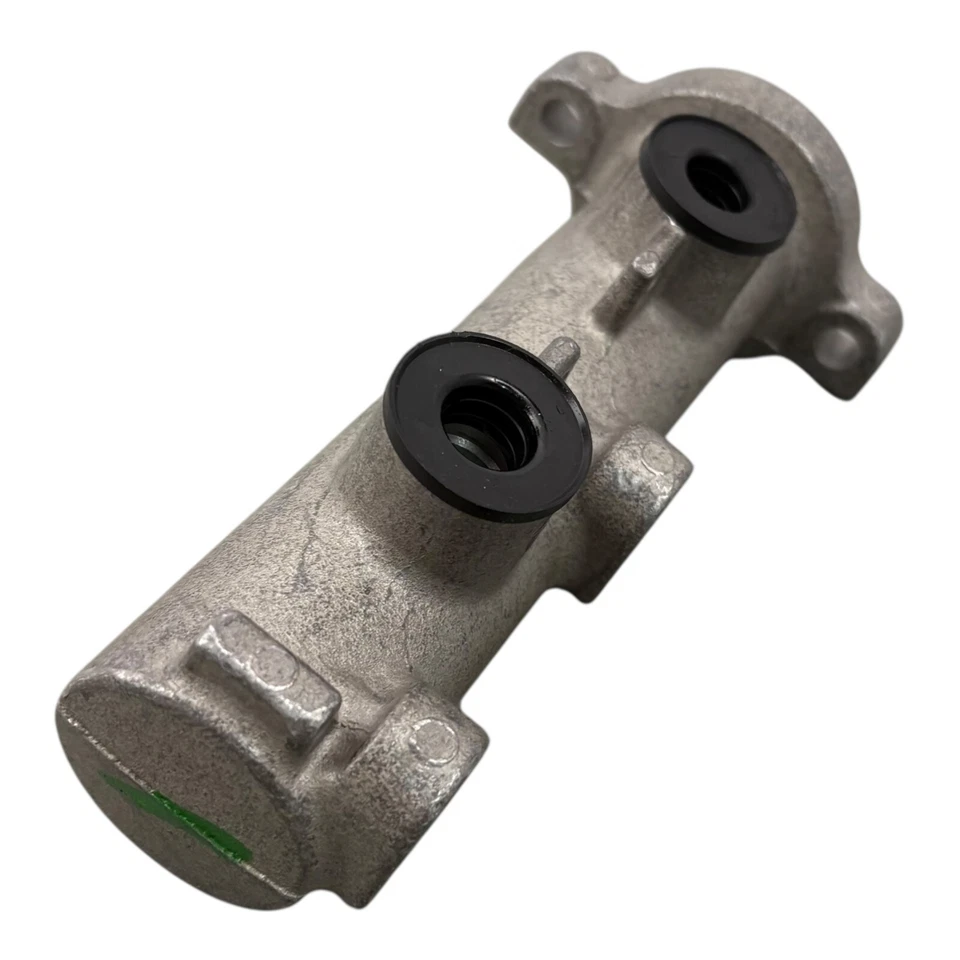 REMAN OEM 10-2919 Master Cyl 5017034AA/5093407AA PARA 01--05 Ram 2500/3500/4000 - Imagem 1 de 4