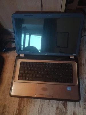 PC portable HP G6-1211SS / Core i3 / 4 Go RAM / HDD 500 Go - Photo 1/4