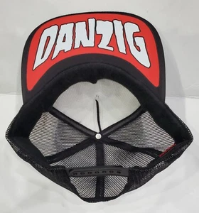 5Panel Metal Head Black Death Thrash Colors Red White Danzig Trucker Adjustable - Picture 1 of 2