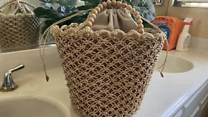 Kayu Bucket Straw Tote - Picture 1 of 11